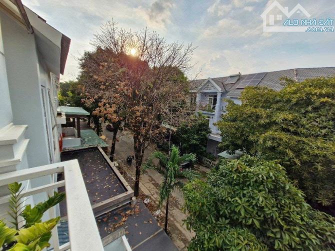 CHUYỂN VỀ HÀ NỘI,BÁN LẠI NHÀ PHỐ CỰC ĐẸP KHU COMPOUND-VEN SÔNG-GIÁ HỮU NGHỊ - 8