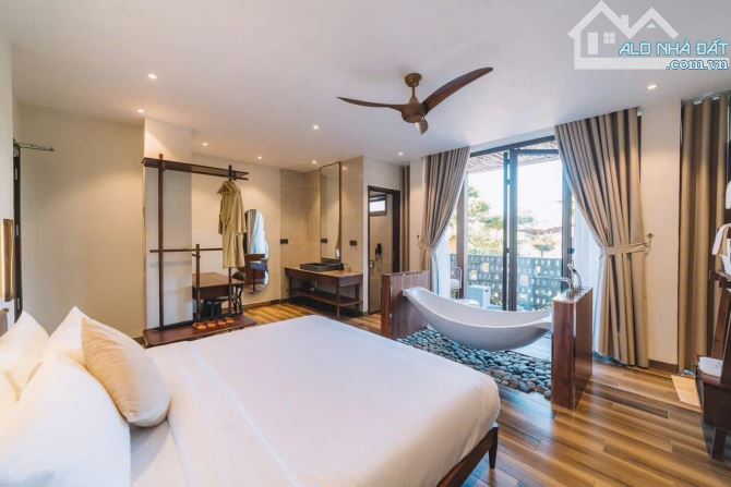 hu resort nghỉ dưỡng  view đồi thông Khe Sanh DT : 11000m2 Giá : 270 Tỷ - 8