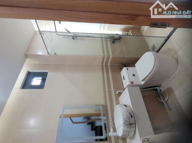 NGỘP -ĐƯỜNG SỐ 8 -P. BHHB - Q.BÌNH TÂN- NHÀ ĐẸP 5 TẦNG- 2 MẶT HXH-DT:4*12m- 4 TỶ 780 - 8