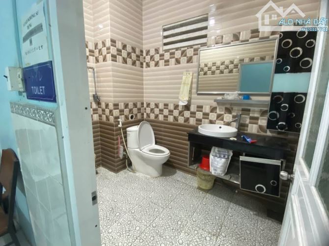 Ngộp lắm rồi ! Cần bán gấp căn nhà cấp 4 ở 1/ Đ. Nguyễn Thị Rành-102m2 -SHR giá 780tr - 8