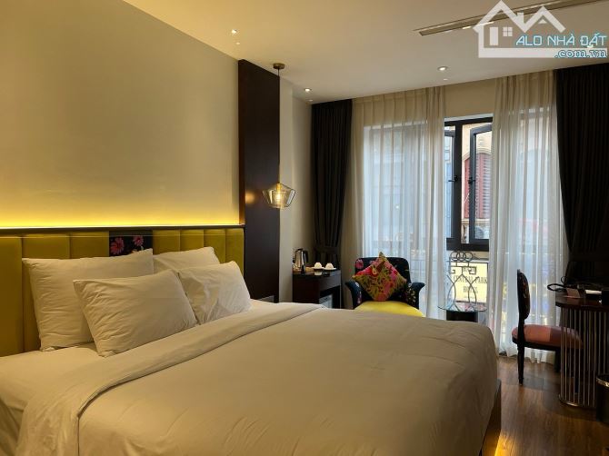 Bán khách san MP Phan Đình Phùng, Ba Đình 175m2 x 11 tầng - 262 Tỷ - Dòng tiền 26 tỷ/năm