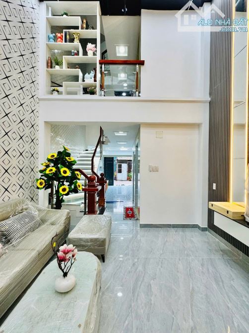 🏠Nhà Mới Xây Hẻm Xe Hơi-Có Thang máy💎 Nguyễn Tư Giản, Phường 12 💎4X13M 4 Lầu 5PN 6WC - 9