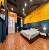 Cho thuê nhà lô góc Văn Cao, 5 ngủ khép kín, DT: 80m2.