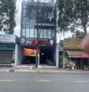 Bán nhà 1 trệt 2 lầu, mặt tiền đường Hoàng Hoa Thám cảnh trường Đại Học Bình Dương