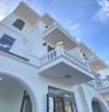 nhà đẹp 🔰 SAU 1 lô mặt tiền Phạm Văn Đồng