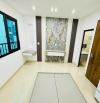 HOA HẬU NHÀ ĐẸP TỪ LIÊM MỚI XÂY 2 THOÁNG THANG MÁY Ô TÔ TRÁNH