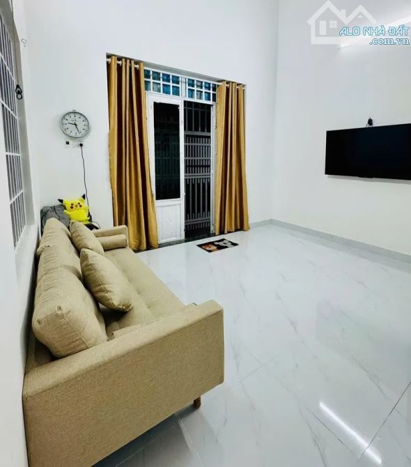 BÁN NHÀ GÁC LỮNG 60M², 2 PN – SÁT MẶT ĐƯỜNG TRƯỜNG CHINH, HÒA AN, CẨM LỆ – CHỈ 2.X TỶ