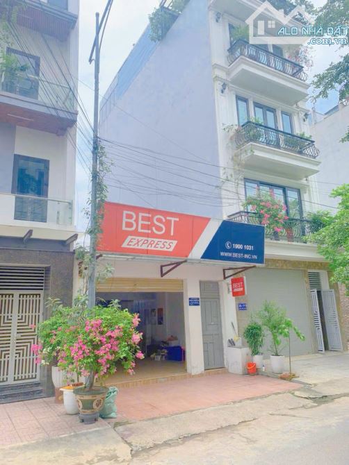 BÁN ĐẤT PHÂN LÔ VỈA HÈ Ô TÔ TRÁNH ĐƯỜNG HOÀNG CÔNG CHẤT DT 50M MT 4M GIÁ BÁN 14.8 TỶ