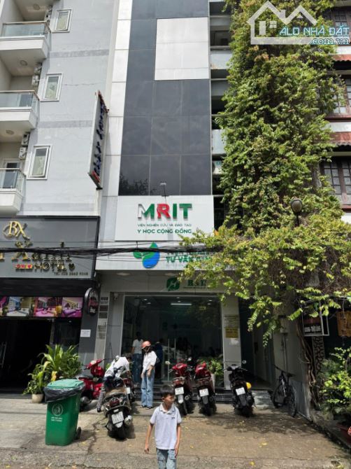 DT 100TR/THÁNG , CHDV đường Hoa Lan khu Phan Xích Long Phú Nhuận - DT 5x22m 7 tầng giá 25