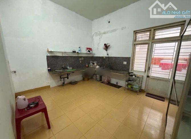 NHÀ MẶT TIỀN KINH DOANH ĐƯỜNG NGUYỄN KHUYẾN, DT 5X28, GIÁ 8.5 TỶ