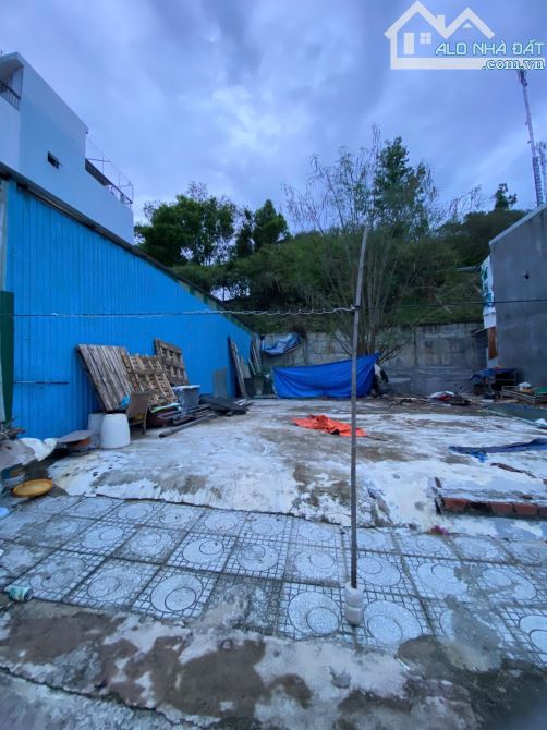 Bán Lô Đất TĐC Hòn Đỏ , Đường Rộng 20m , Cách Biển 100m giá chỉ 5 tỷ 800 triệu