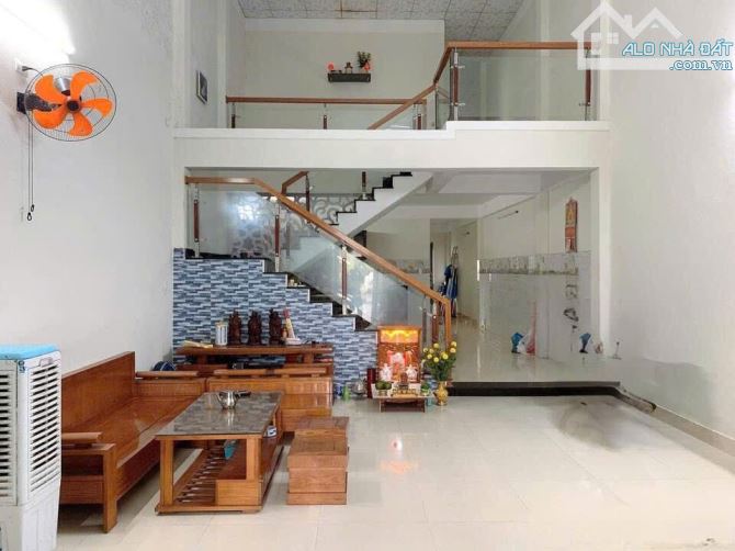 💥 NHÀ 2 TẦNG MỚI - ĐỐI DIỆN CÔNG VIÊN - KỀ KHU ĐÔ THỊ FPT - THUÊ 8TR/THÁNG NHỈNH 5 TỶ