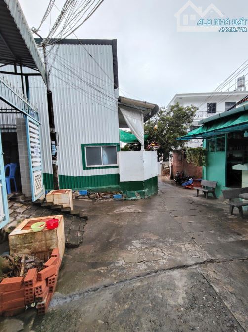 Bán căn nhà 1 trệt 1 lầu hẻm dasu Trần Phú