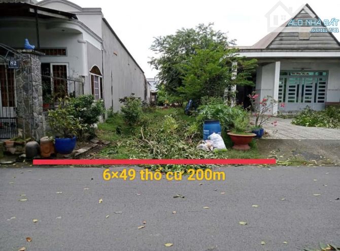 CẦN BÁN GẤP LÔ ĐẤT 300M2 MẶT TIỀN ĐƯỜNG NGUYỄN VIẾT XUÂN, TT. CỦ CHI GIÁ 450