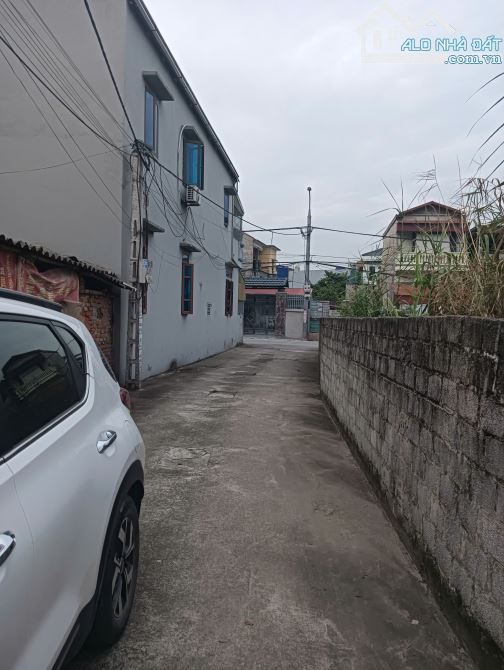 Cần tiền bán gấp mảnh đất đường thông 👉 tự nhiên -thường tín