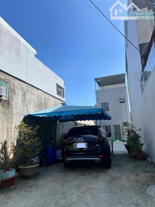 Bán đất mặt tiền đường Bùi Vinh, Hòa Thọ Đông, Cẩm Lệ. DT 100m2 (5x20). Giá 4.8 tỷ