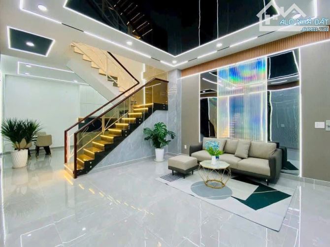 Căn nhà bán gấp ngay Phan Văn Hân, Bình Thạnh. Giá: 3 tỷ 019tr, sổ hồng riêng