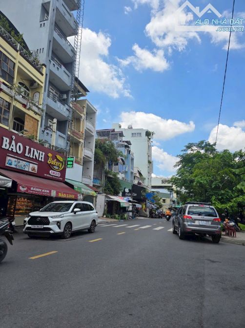 5.5 TỶ - MTKD TRẦN NHÂN TÔN Q10 - 25M2 - 3 TẦNG
