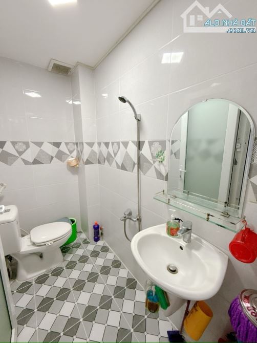 Nhà 2 Tầng - 50m2 P. Tân Kiểng Gần Lotte chỉ 1 p di chuyển, Quận 7 Tặng Full NT Giá 4.7 Tỷ