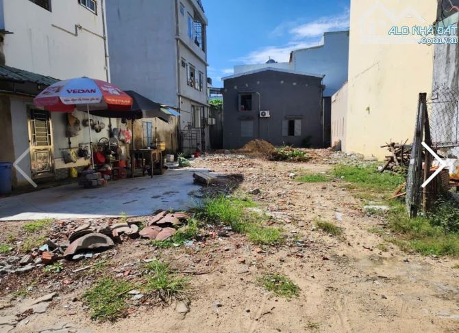 Lô đất mặt tiền Nam Thành . DT:175m , ngang 8m5 . Giá : 8tỷ250 TL