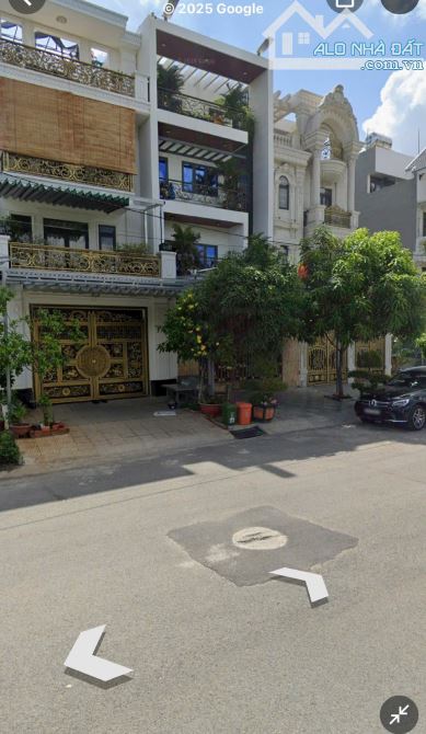 Cần bán lô đất mặt tiền đường 25m khu dân cư vĩnh lộc giá 10,7 tỷ