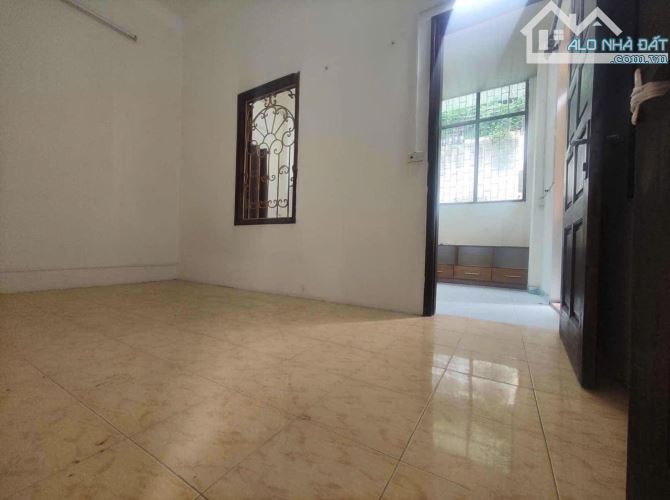 CHO THUÊ NHÀ NGUYÊN CĂN MẶT NGÕ PHỐ VŨ THẠNH – Ô TÔ VÀO TẬN NƠI – 20M RA PHỐ LỚN