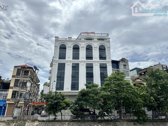 (Tin thật 100%) Bán tòa Bulding 100m2 x 8T mặt phố Nguyễn Lân - Mặt tiền 19m