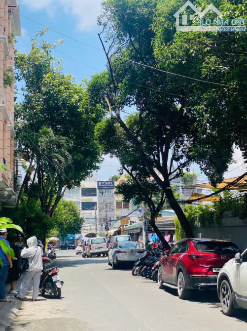 Khuôn đất mặt tiền Miếu Nổi, Khu Phan Xích Long kinh doanh đắc địa