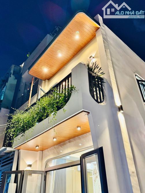 Chỉ cần nhỉnh 4,55 tỷ có ngay căn góc 2mt Phan Xích Long - 3 Phòng ngủ - NHÀ MỚI FULL NT