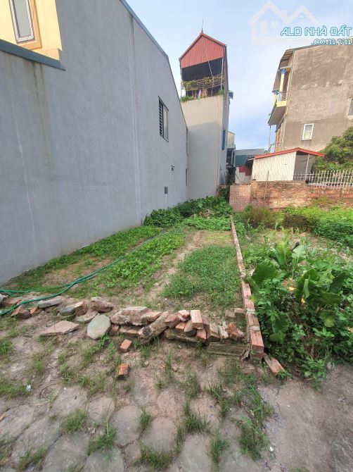 🏠 BÁN ĐẤT GẦN CHỢ, GẦN TRƯỜNG VƯỢNG KHÍ