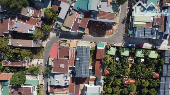 đất góc 2 mặt tiền Trần Phú 2 lô liền kề