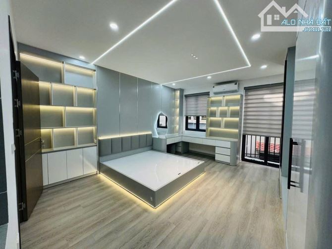 NHÀ DÂN XÂY KIM GIANG - GẦN Ô TÔ, BÃI GỬI XE, KĐT ĐẠI KIM - GIẢM 400 TRIỆU, Ở NGAY 6.5 TỶ