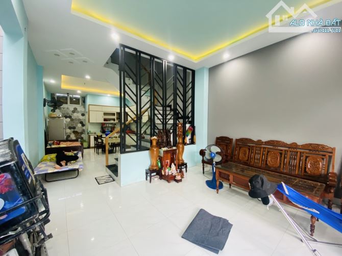 HOT - NHÀ 3 TẦNG BTCT - ĐƯỜNG SỐ 23 - BÌNH TRƯNG TÂY | 63M (4.7x13) - 3PN - 4WC | HXH 7 CH