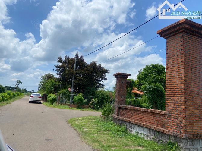 Bán chiếc View 2 mặt tiền đường - Đá Bạc Châu Đức - Bà Rịa Vũng Tàu -1,2 Tỷ
