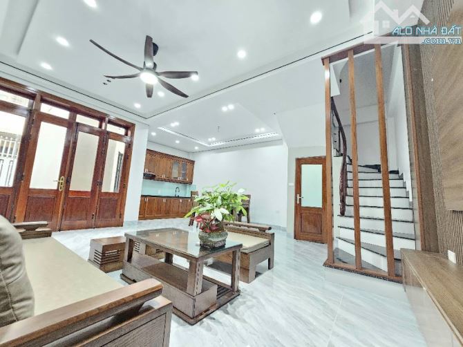 🔥💯🏡  Siêu phẩm nhà đã ĐẸP lại còn RỘNG, Phúc Lợi, Long Biên, 50 m2, chỉ 6.4x tỷ.