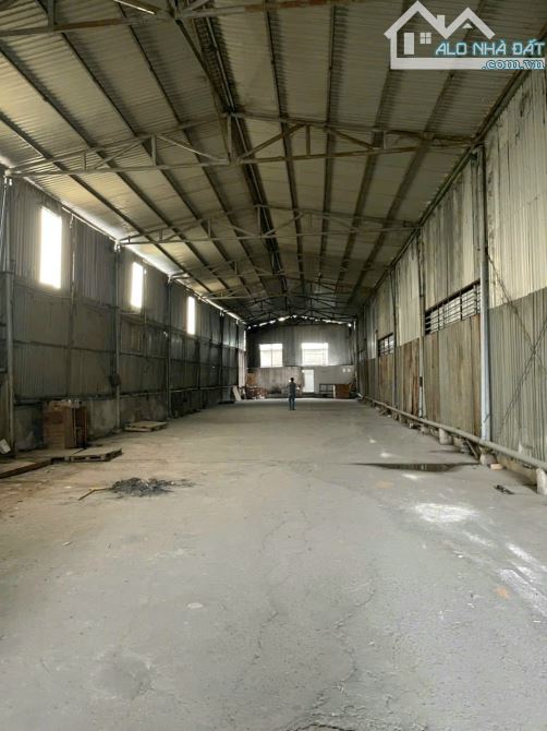 Cho thuê xưởng 800m2 Phan Văn Hớn, Q12