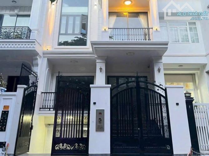 BÁN BIỆT THỰ HIM LAM – ĐƯỜNG SỐ 11, GẦN CÔNG VIÊN THOÁNG MÁT, QUẬN 7