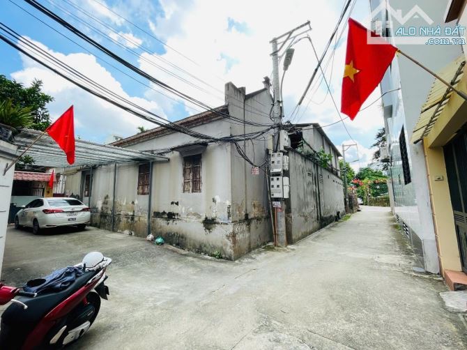Bán Nhà! Xuân La- Tây Hồ - Lô Góc- Ô Tô Đỗ Cửa- Gần Phố - Ngõ Thông-60M2 - 4 Tầng- 16.6 Tỷ