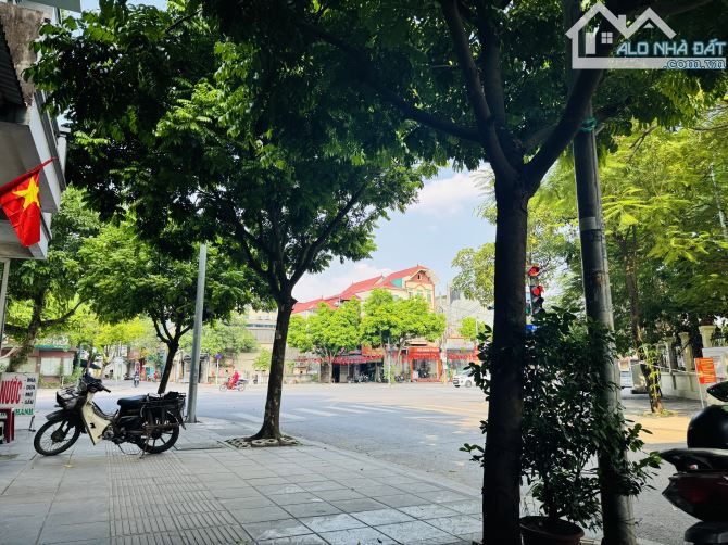 Bán đất Thượng Thanh, Long Biên: 38m2, 6.3 tỷ, ô tô tránh - vào đất, kinh doanh, vip