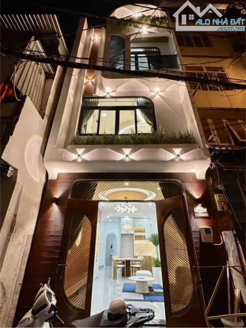 BÁN NHÀ XÂY MỚI 100% NGAY CHỢ BÀ CHIỂU- HẺM 4.5M - 43M2 – 5 TẦNG 4 PHÒNG NGỦ - 8.85 TỶ