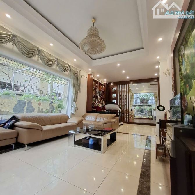 Biệt thự An Khang Villa gần công viên Thiên văn học 200m2 chỉ 39.x tỷ.