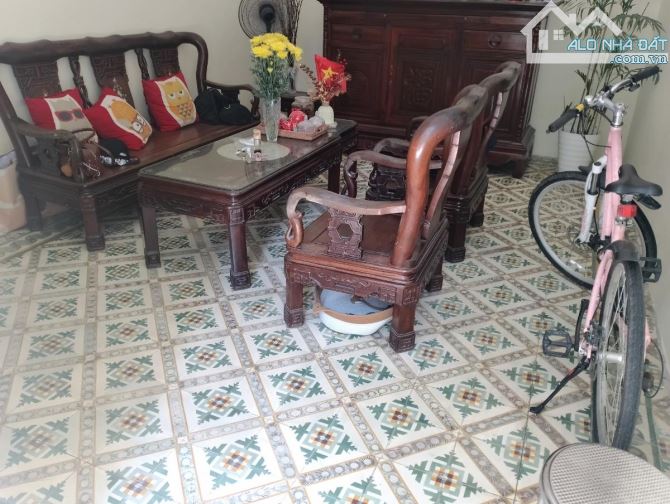 Trần Cung lô góc ô tô tránh ngõ thông 109m Mt 11 m giá 28 tỷ (TL)