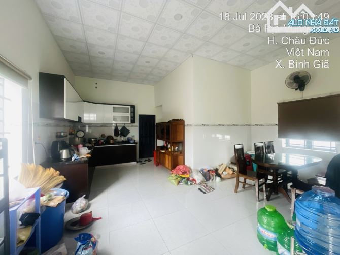 Đất khu bàn cờ Bình Giã - gần Uỷ Ban , Trường Học , 65m mặt tiền thích hợp phân lô