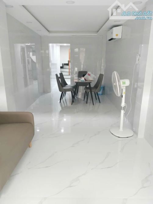 NHÀ MẶT TIỀN NHẬT TẢO, 5 TẦNG MỚI NHƯ HÌNH