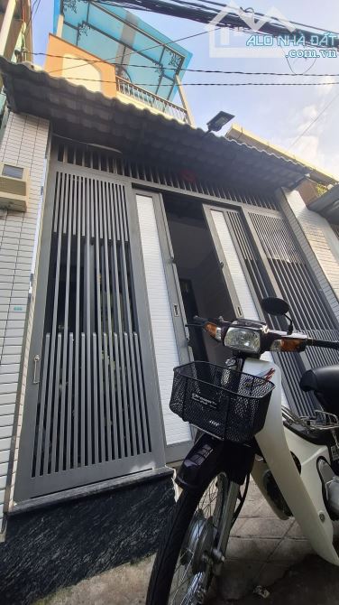 Nhà Mới 3 Tầng – Trung Tâm Quận 8, P.4 - Gần Hẻm Xe Hơi - DT 3,7x14m - Chỉ 7 Tỷ Nhỉnh