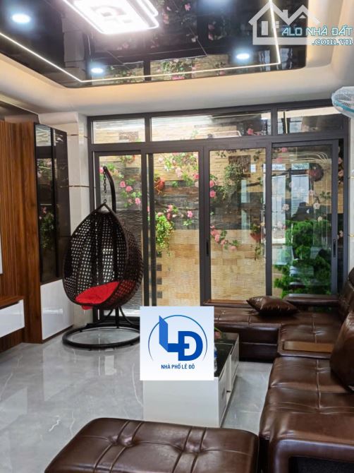 🚗 Bạn có tin chỉ 9,5 tỷ đã sở hữu nhà 5 tầng, hẻm đường nhựa 12m, như mặt tiền. Bình Tân?
