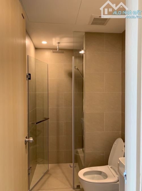 CHUYỂN NHƯỢNG CĂN HỘ 5 SAO THE SÓNG VŨNG TÀU 2 PHÒNG NGỦ 53M2 GIÁ 2.5 TỈ