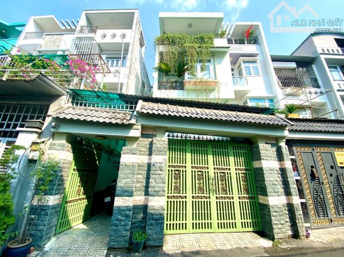BÁN BIỆT THỰ 4 TẦNG ĐÚC HẺM XE HƠI 1/ TRƯƠNG THỊ HOA NGAY MEGA Q12 GIÁ RẺ 10,5 TỶ