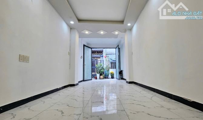 Cho Thuê Nguyên Căn Trường Sa - Lê Văn Sỹ Quận 3 - 3 PN - Có Nội Thất - 14 Triệu 8