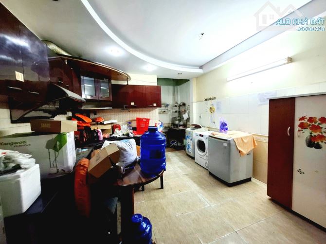 Tân Bình HẺM Ô TÔ 7m Nguyễn Hồng Đào 66m2 5 Tầng 9Pn chỉ 11 tỷ Xx